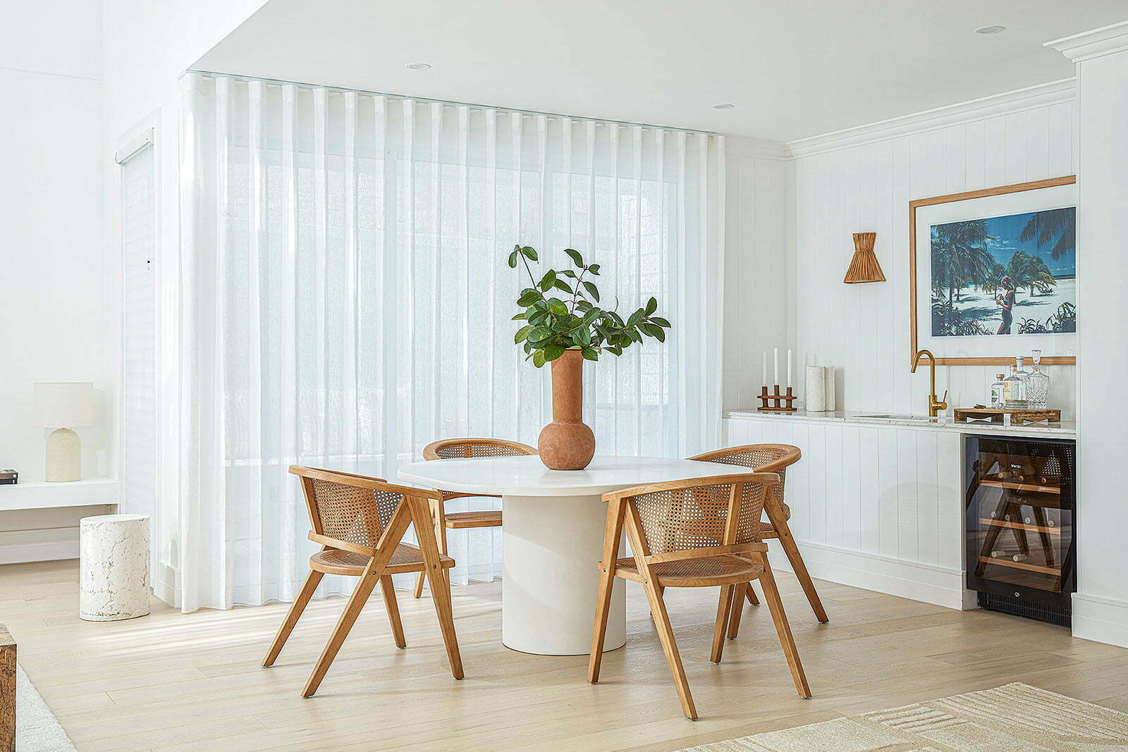 5 ways window coverings can freshen-up your home for summer